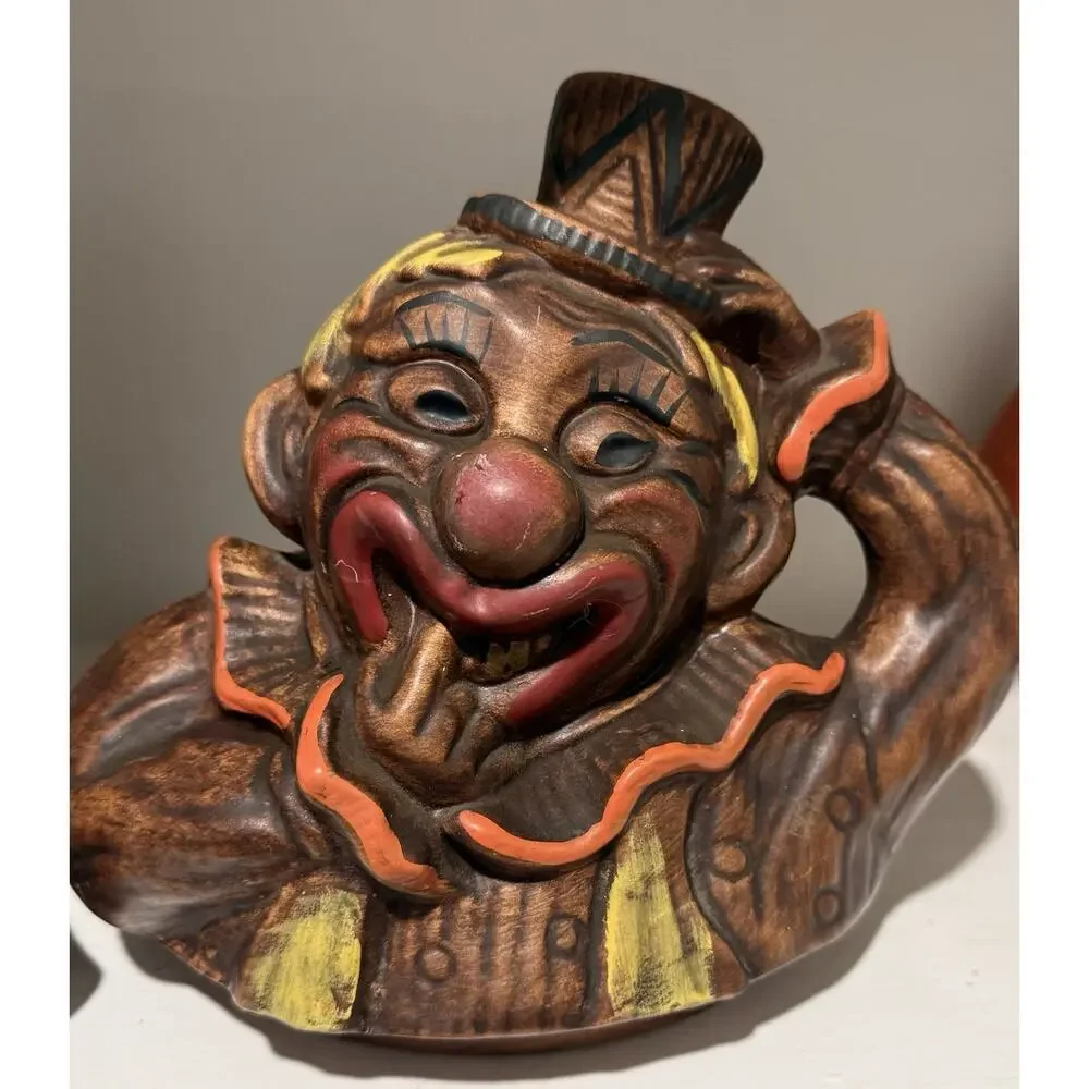 Vintage Happy Hobo #213 California Originals clown Scary ceramic cookie jar